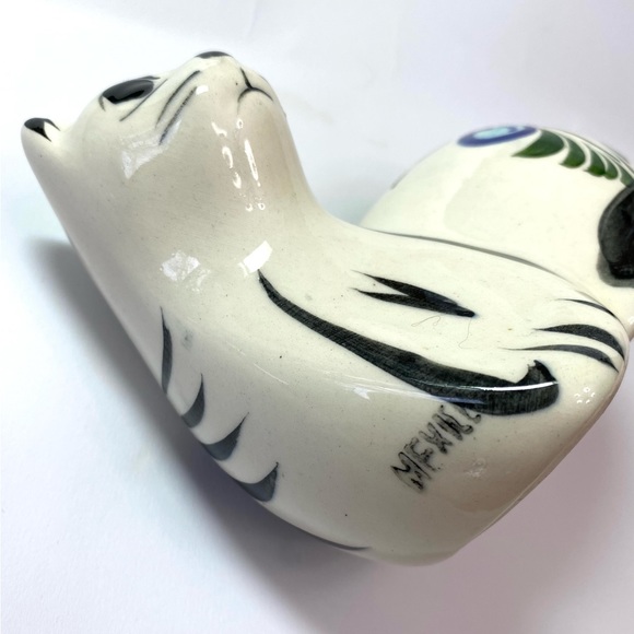 Ceramic hand painted cat - Picture 10 of 11